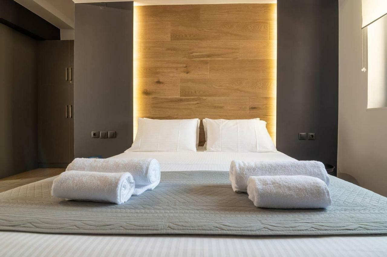 Mos Luxury City Suites - The Loft Hriszí Aktí Haniá Kültér fotó