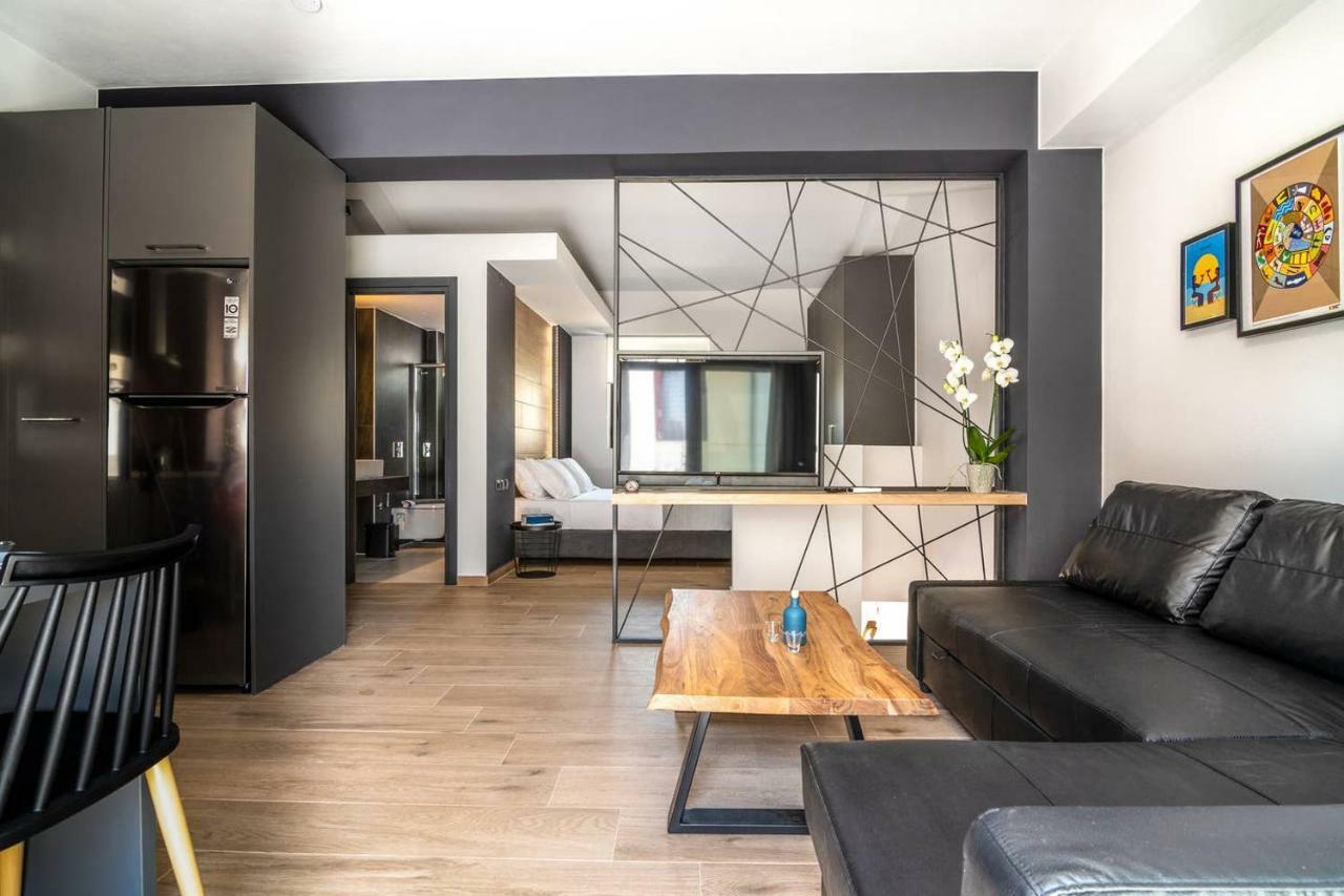 Mos Luxury City Suites - The Loft Hriszí Aktí Haniá Kültér fotó