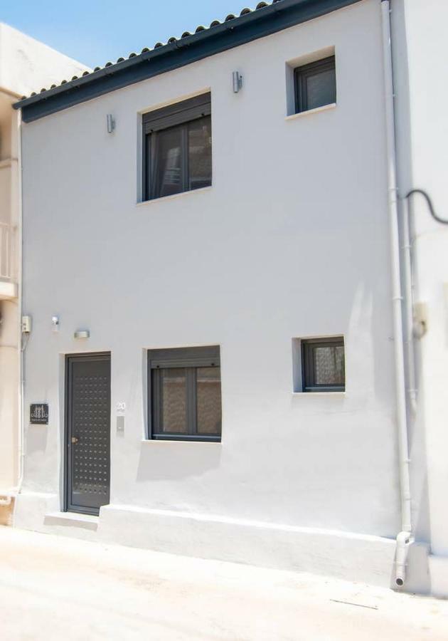 Mos Luxury City Suites - The Loft Hriszí Aktí Haniá Kültér fotó