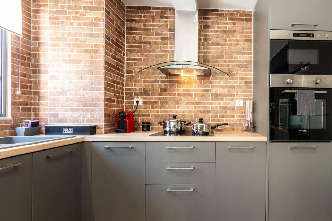 Mos Luxury City Suites - The Loft Hriszí Aktí Haniá Kültér fotó